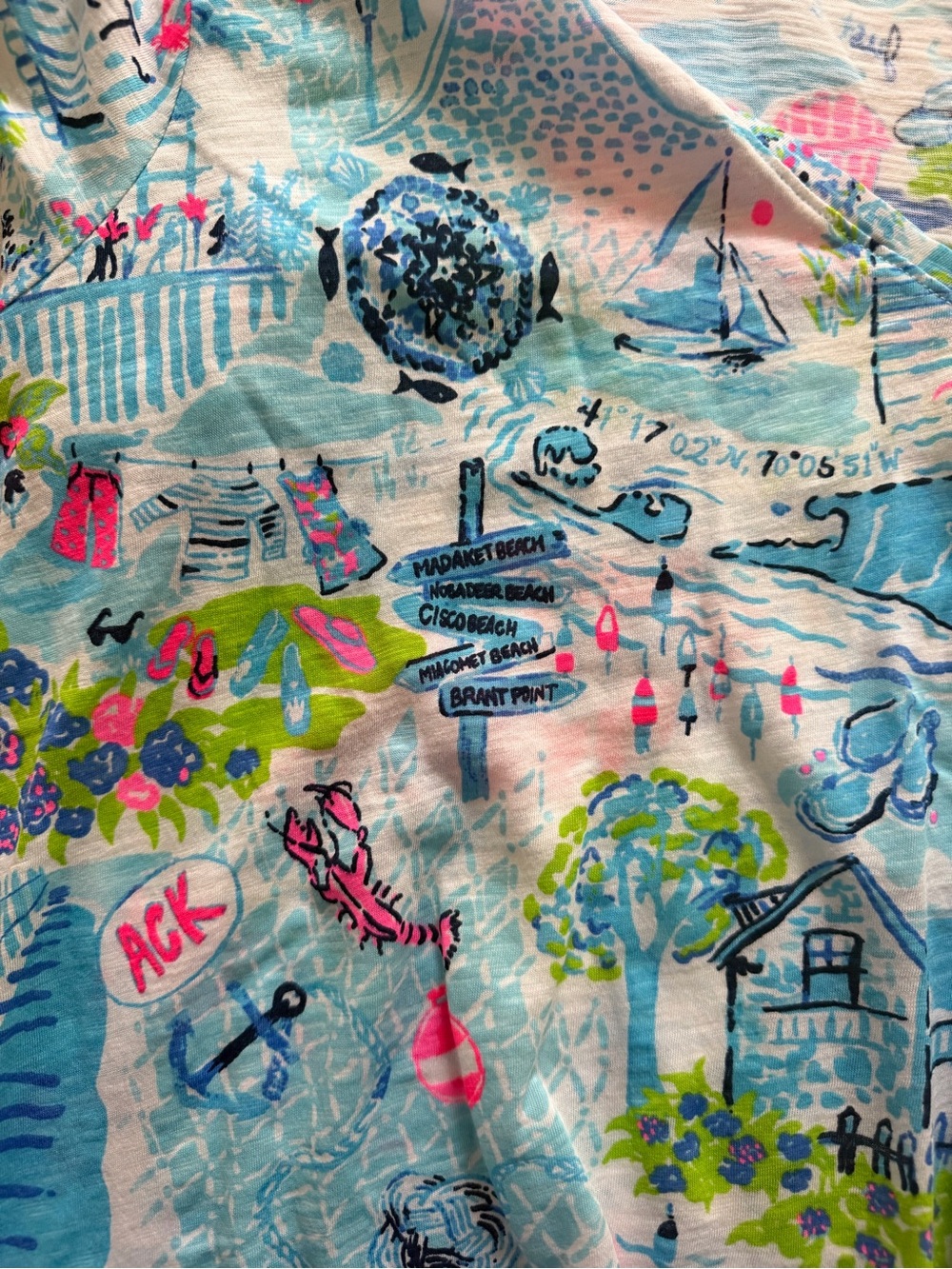 Lilly Pulitzer Loves Nantucket Top - Picture 2 of 4